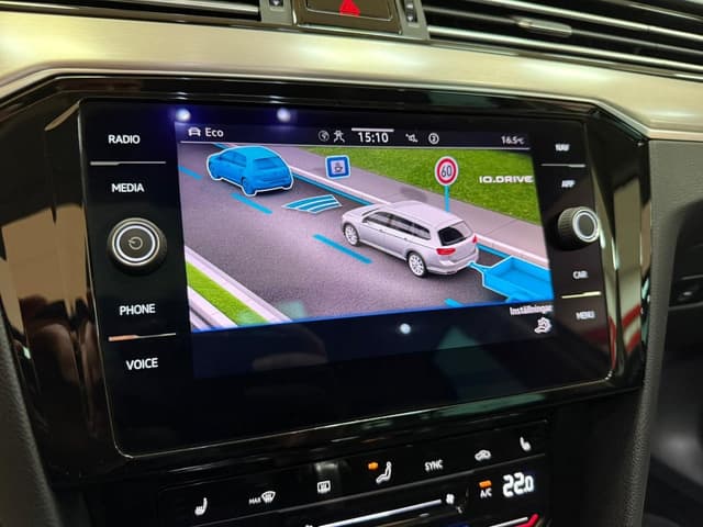 Volkswagen Passat i Örebro