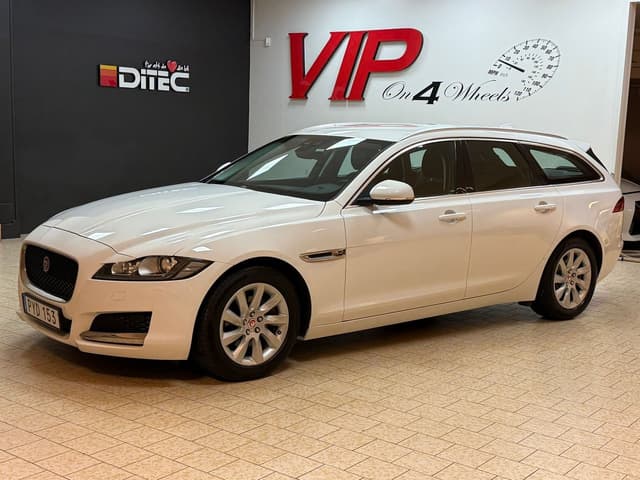 Jaguar XF i Örebro