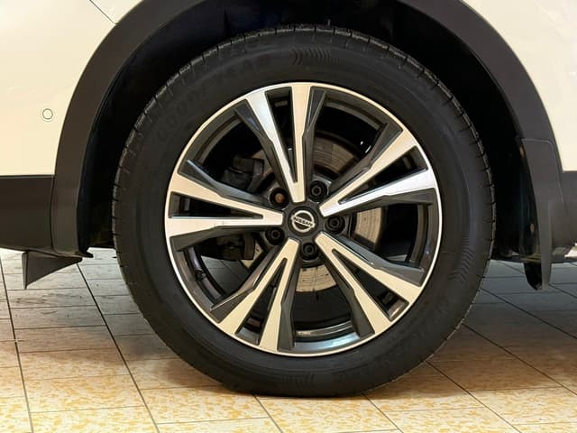 Nissan Qashqai i Örebro