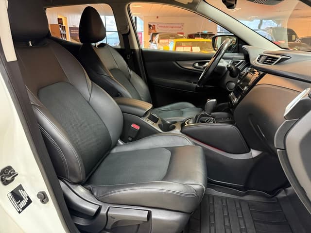 Nissan Qashqai i Örebro