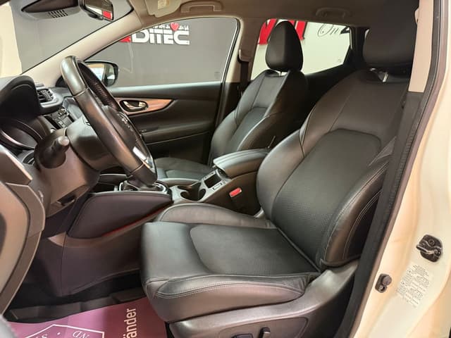 Nissan Qashqai i Örebro