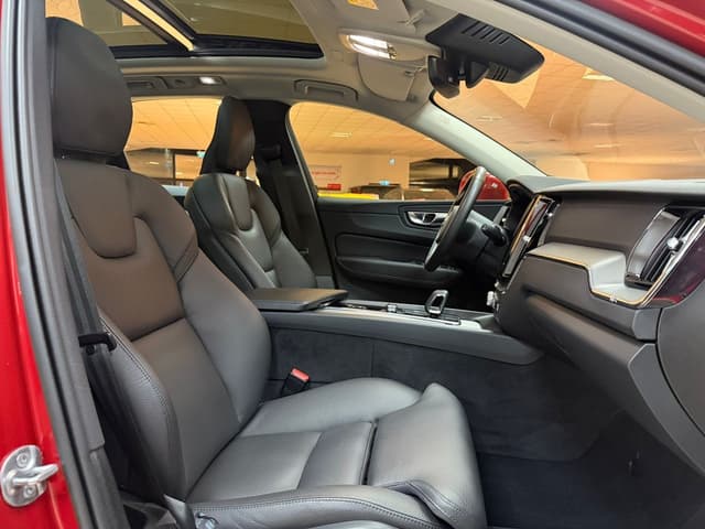 Volvo XC60 i Örebro